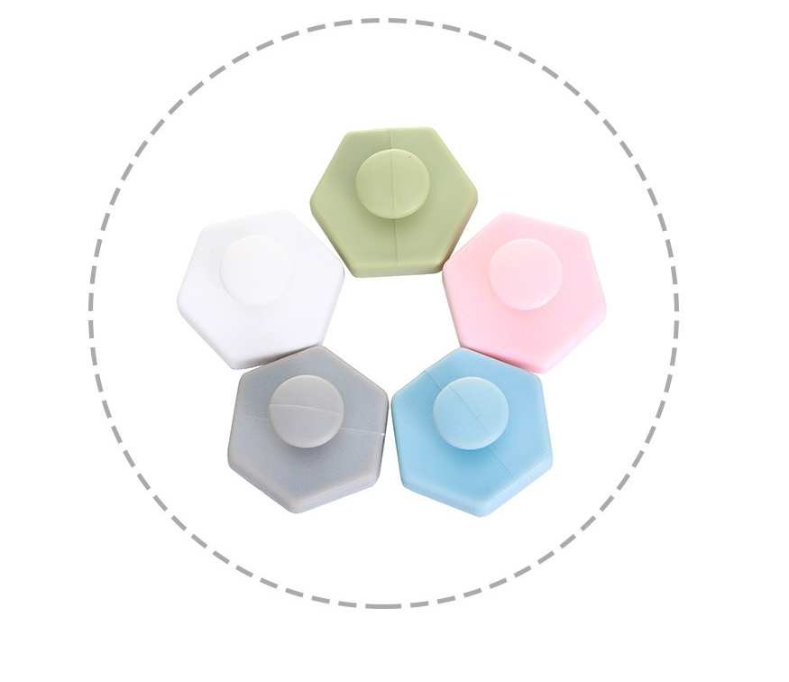 Multifunctional Bed Sheet Clips - Set of Four